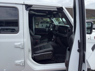 2025 Jeep Wrangler 4-Door Recon 4x4