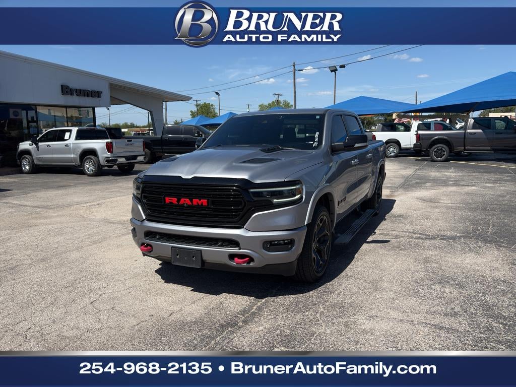 2022 RAM 1500 Limited Crew Cab 4x4 5'7" Box