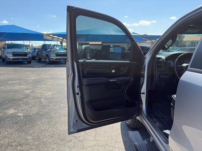 2022 RAM 1500 Limited Crew Cab 4x4 5'7" Box