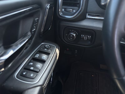 2022 RAM 1500 Limited Crew Cab 4x4 5'7" Box