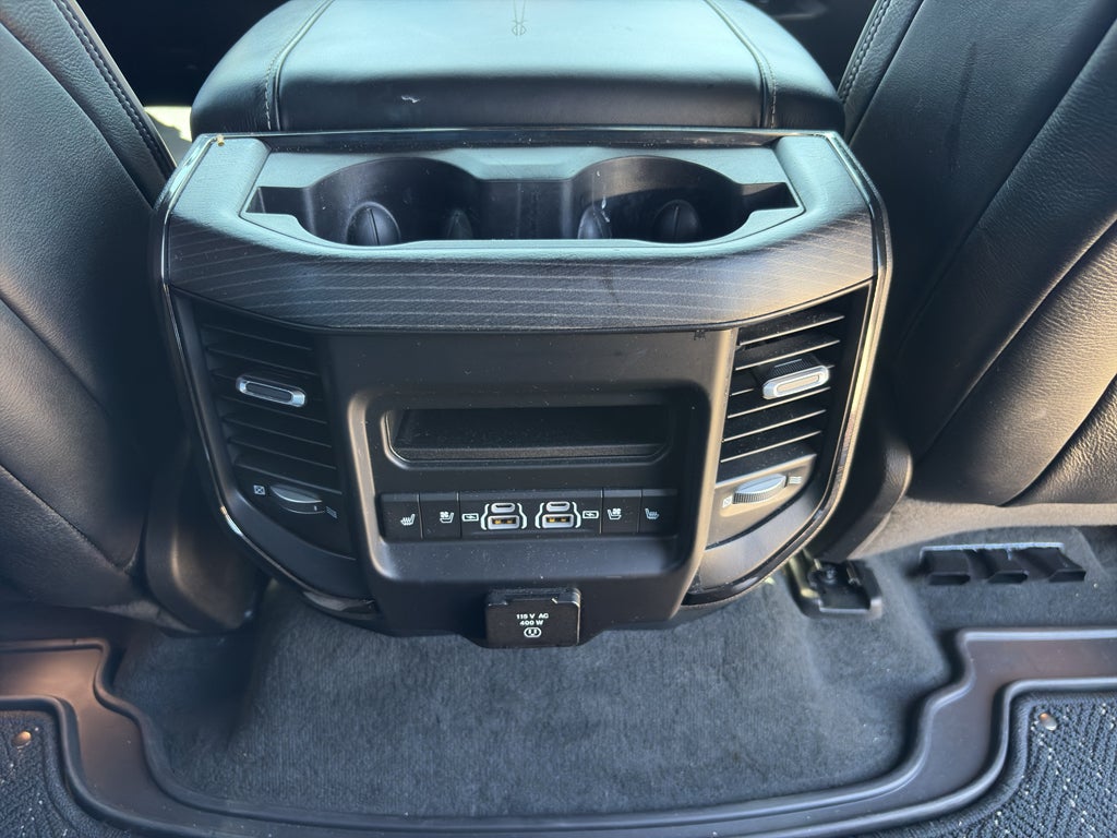 2022 RAM 1500 Limited Crew Cab 4x4 5'7" Box