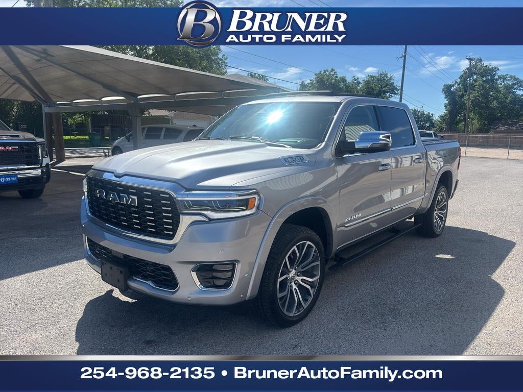 2025 RAM 1500 Tungsten Crew Cab 4x4 5'7" Box