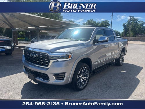 2025 RAM 1500 Tungsten Crew Cab 4x4 5'7" Box