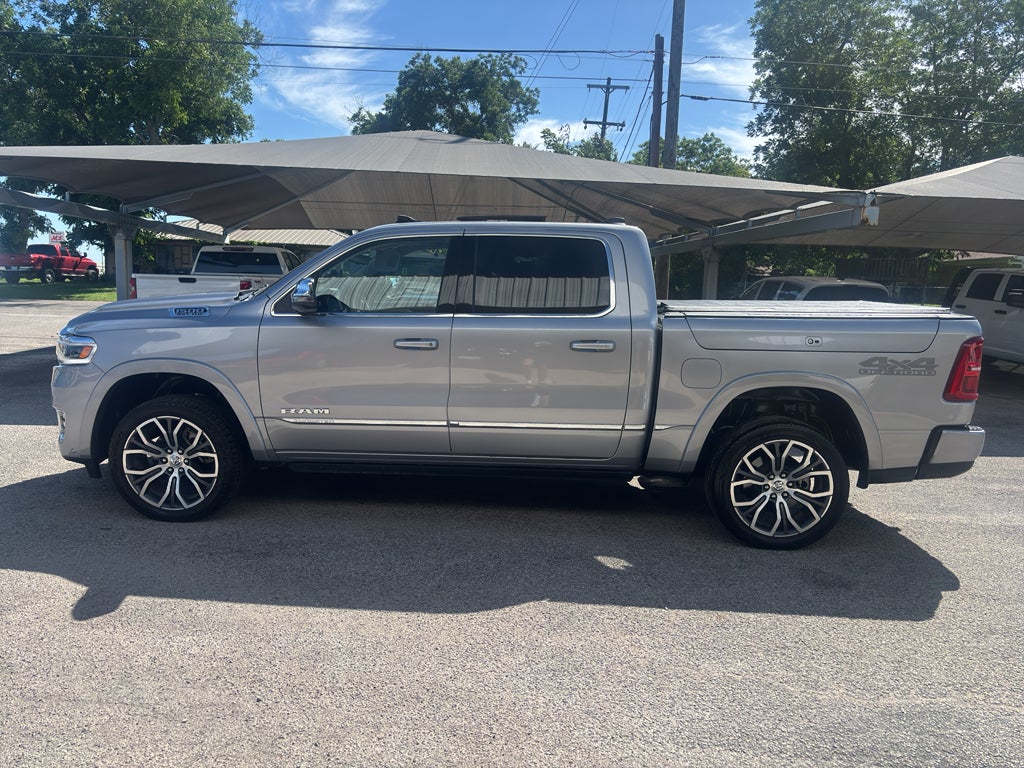 2025 RAM 1500 Tungsten Crew Cab 4x4 5'7" Box