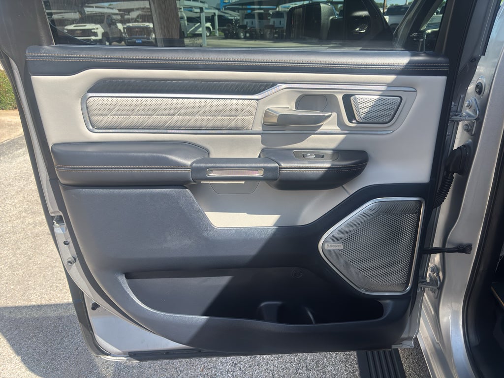 2025 RAM 1500 Tungsten Crew Cab 4x4 5'7" Box