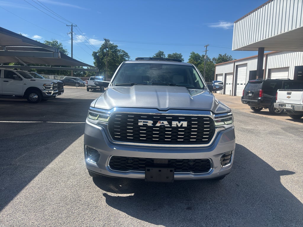 2025 RAM 1500 Tungsten Crew Cab 4x4 5'7" Box