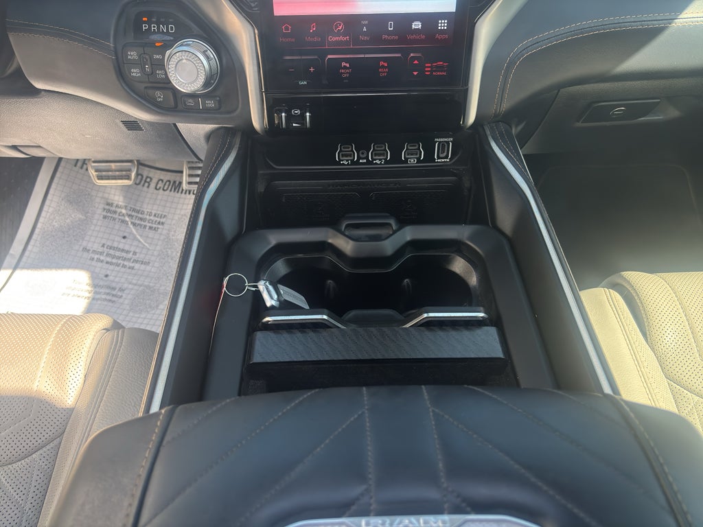 2025 RAM 1500 Tungsten Crew Cab 4x4 5'7" Box