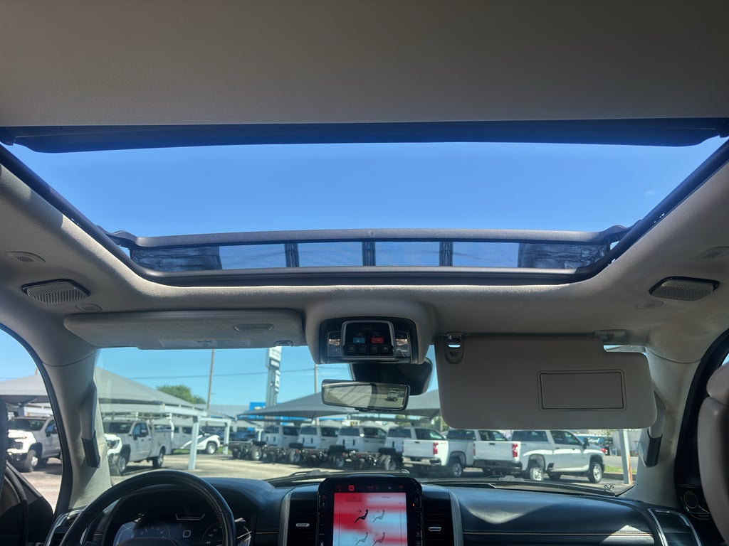 2025 RAM 1500 Tungsten Crew Cab 4x4 5'7" Box