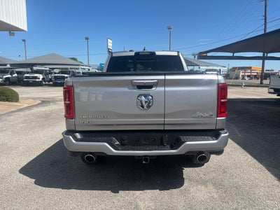 2025 RAM 1500 Tungsten Crew Cab 4x4 5'7" Box