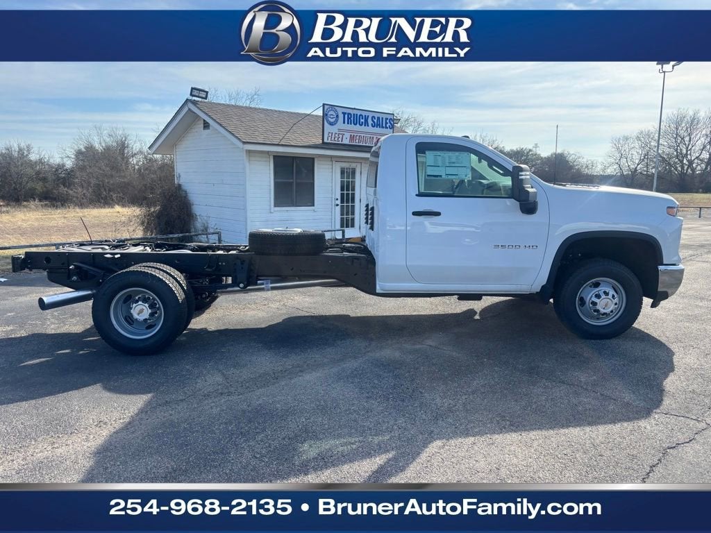2026 Chevrolet Silverado 3500 HD Chassis Cab Work Truck