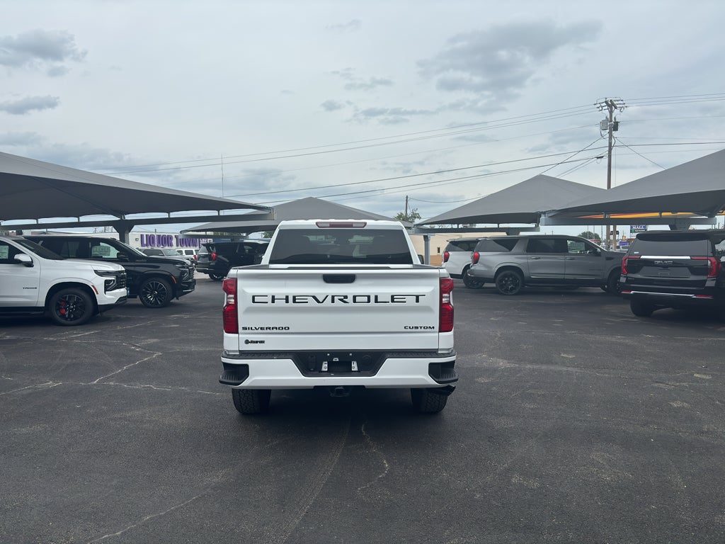 2026 Chevrolet Silverado 1500 Custom