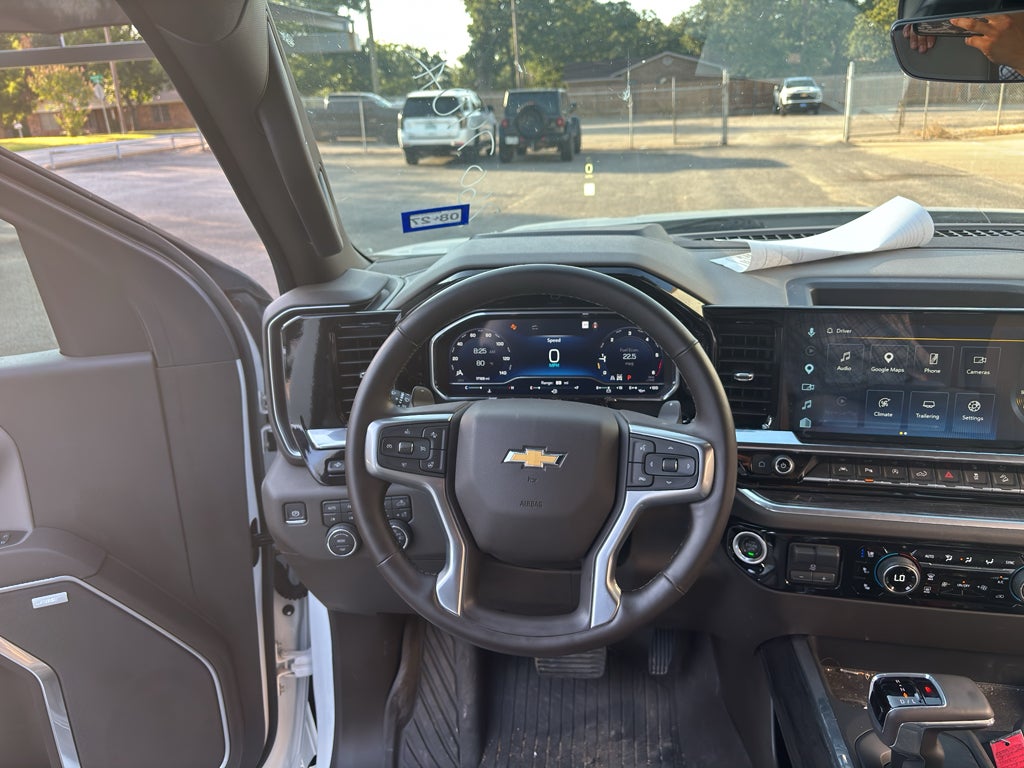 2025 Chevrolet Silverado 1500 LTZ