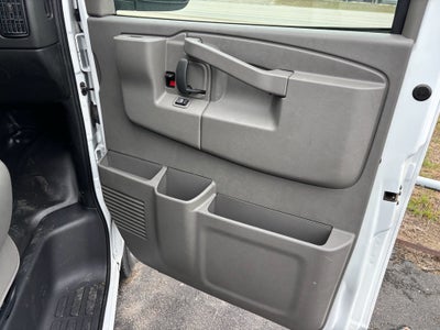 2026 Chevrolet Express Cargo 1WT