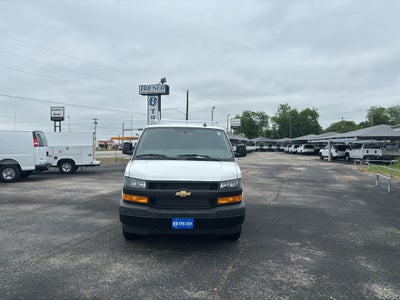 2025 Chevrolet Express Cargo WT