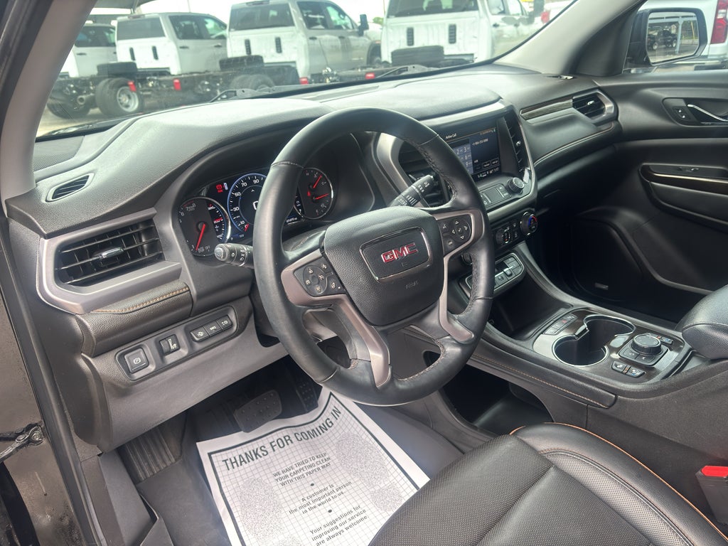 2023 GMC Acadia AT4