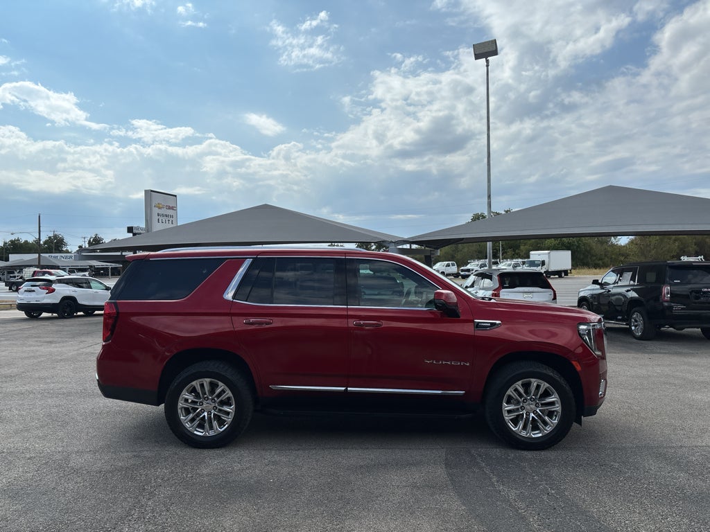 2021 GMC Yukon SLT