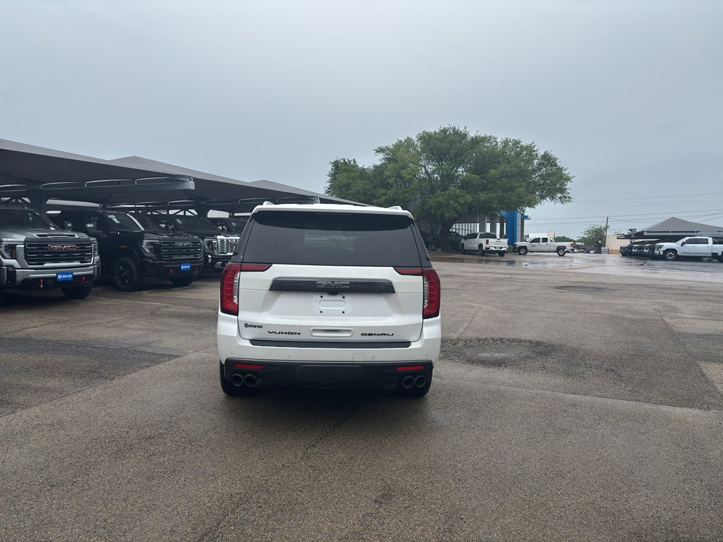 2023 GMC Yukon Denali Ultimate