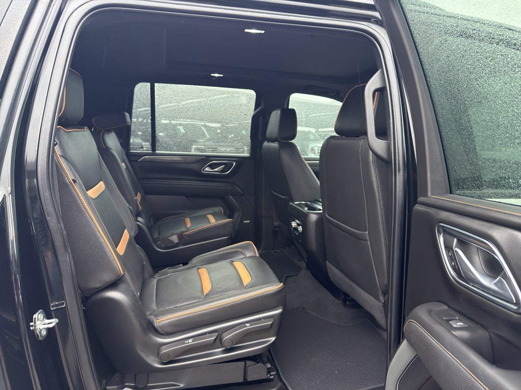 2023 GMC Yukon XL AT4