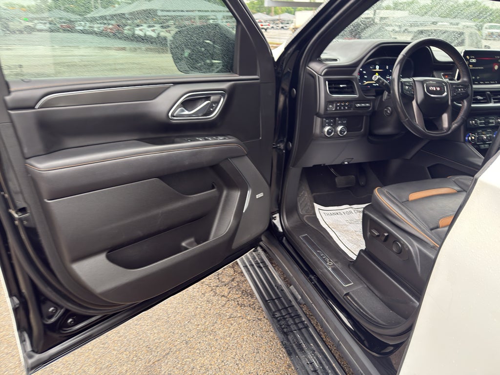 2023 GMC Yukon XL AT4