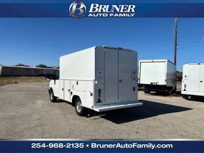 2025 Chevrolet Express Cutaway 3500 1WT