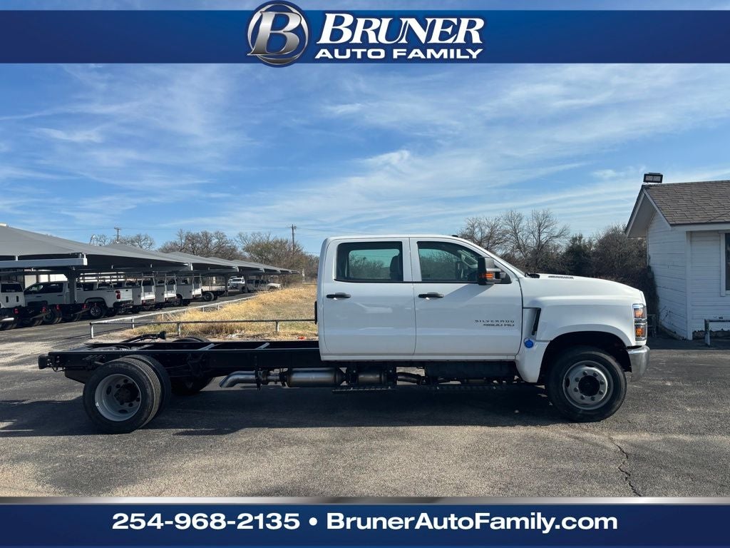 2025 Chevrolet Silverado 4500 HD Work Truck