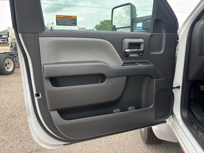 2025 Chevrolet Silverado 5500 HD Work Truck