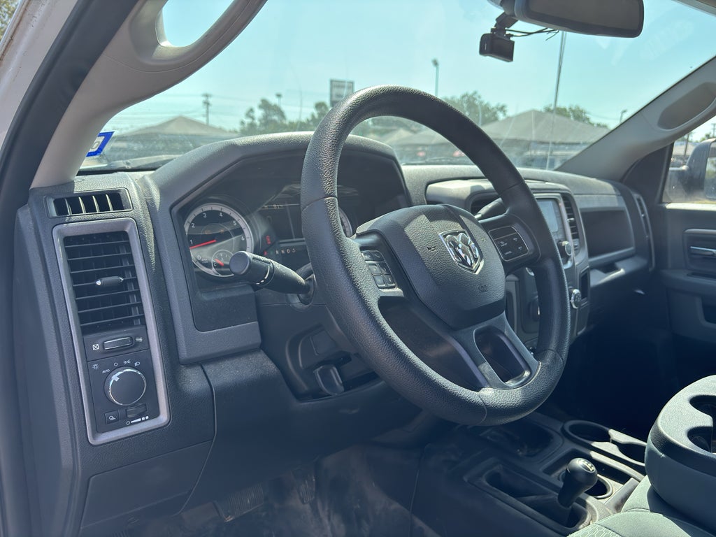 2017 RAM 2500 Tradesman Regular Cab 4x4 8' Box