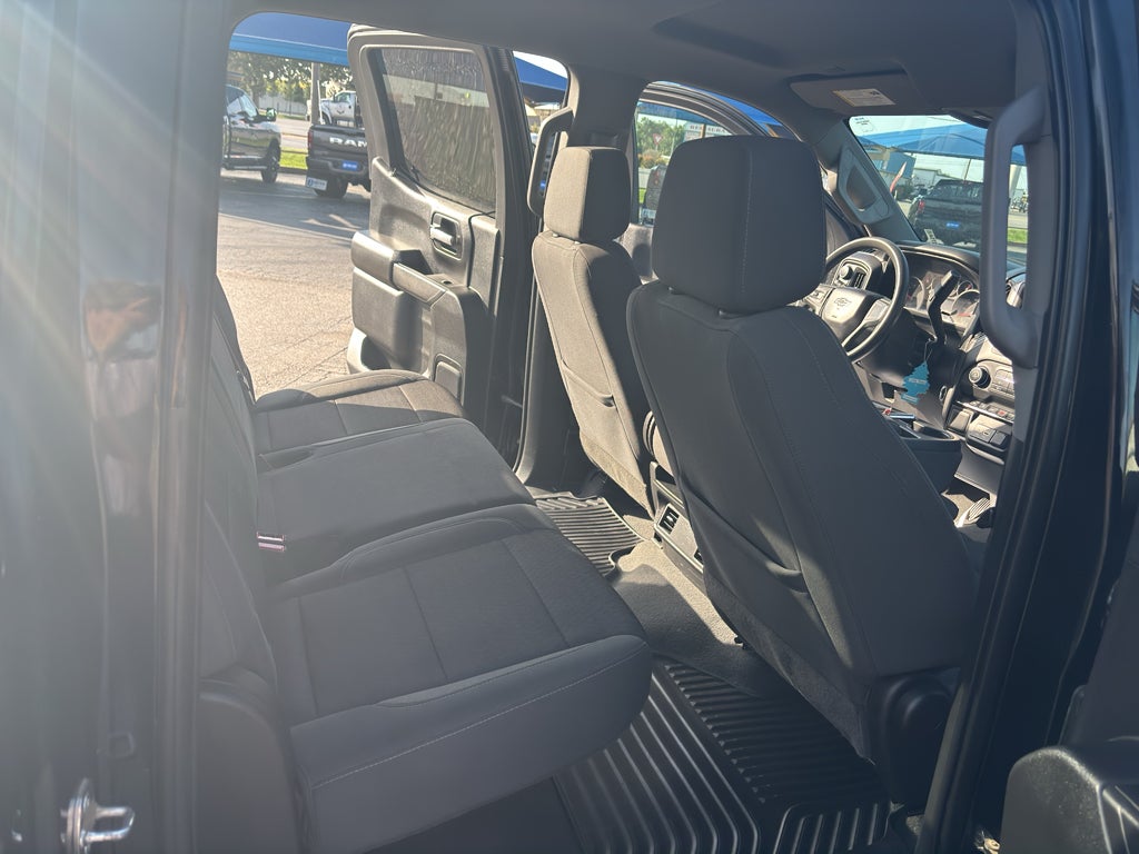 2022 Chevrolet Silverado 1500 Custom Trail Boss