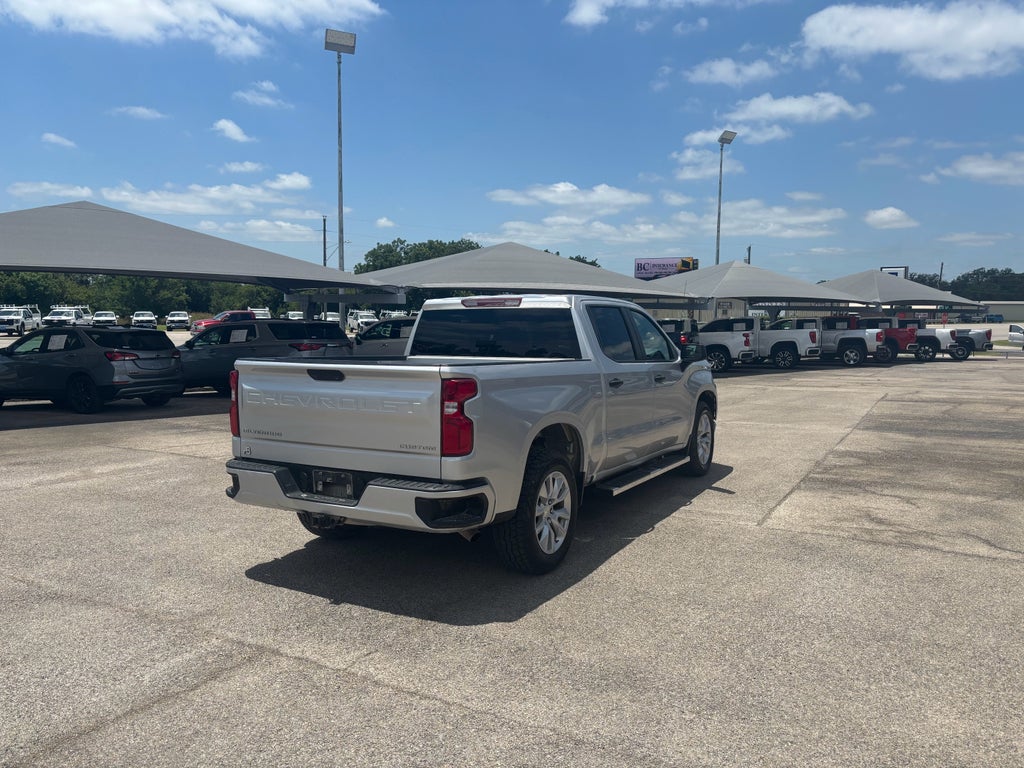 2022 Chevrolet Silverado 1500 LTD Custom