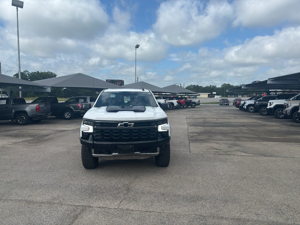 2025 Chevrolet Silverado 1500 ZR2