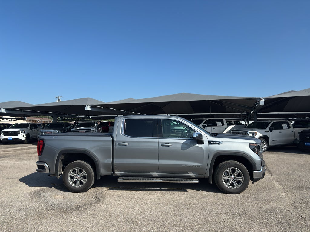 2024 GMC Sierra 1500 SLE