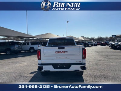 2025 GMC Sierra 1500 AT4