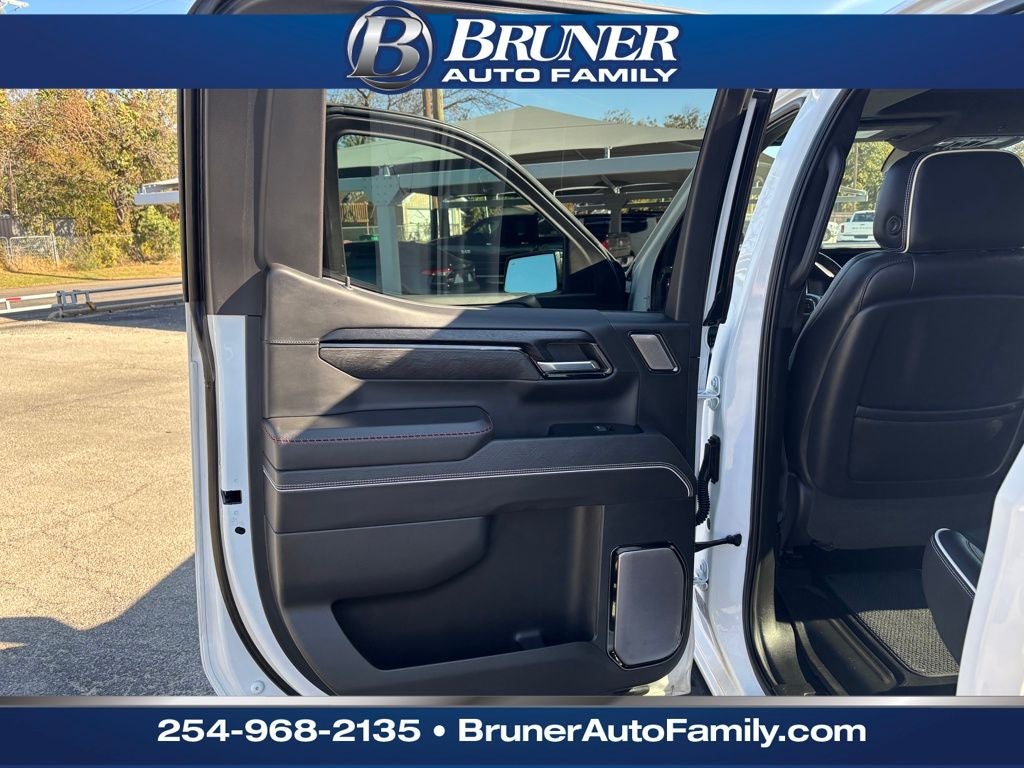 2023 GMC Sierra 1500 AT4X