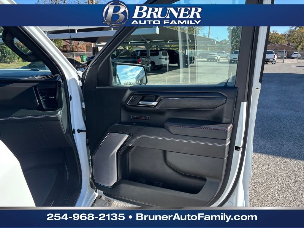 2023 GMC Sierra 1500 AT4X