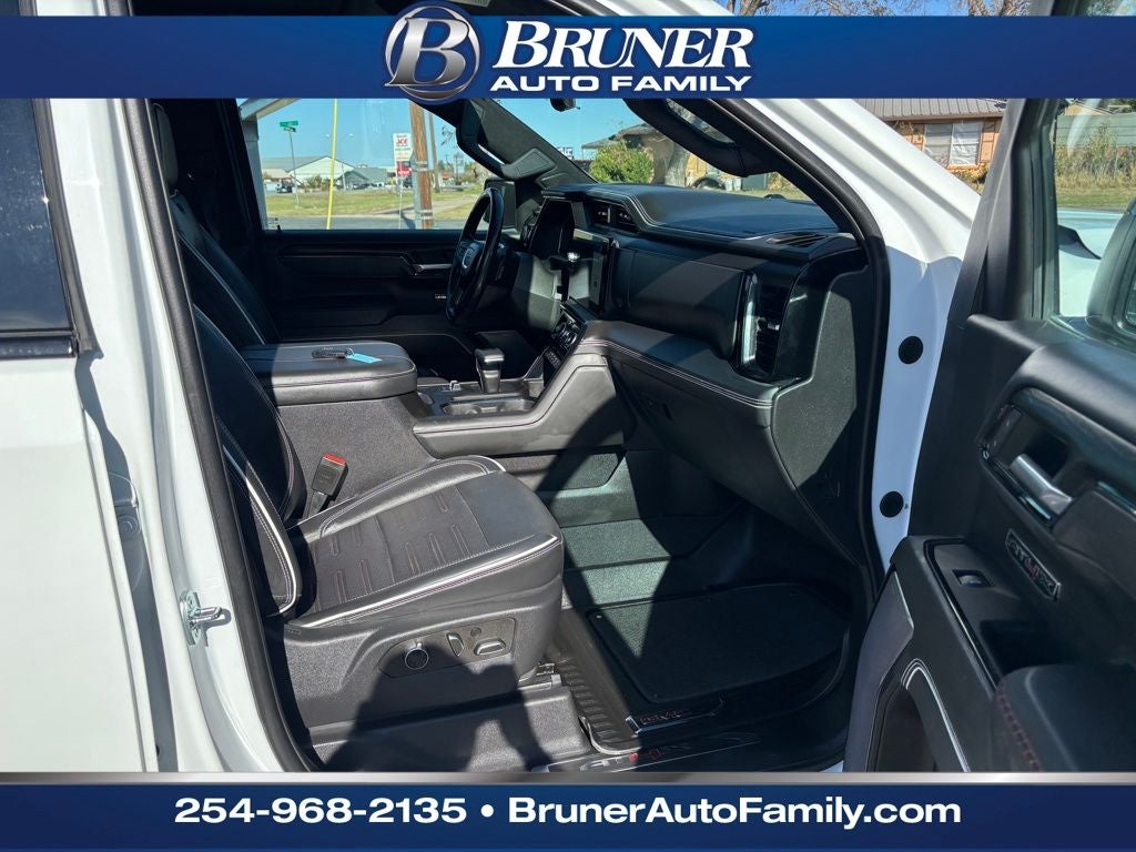 2023 GMC Sierra 1500 AT4X