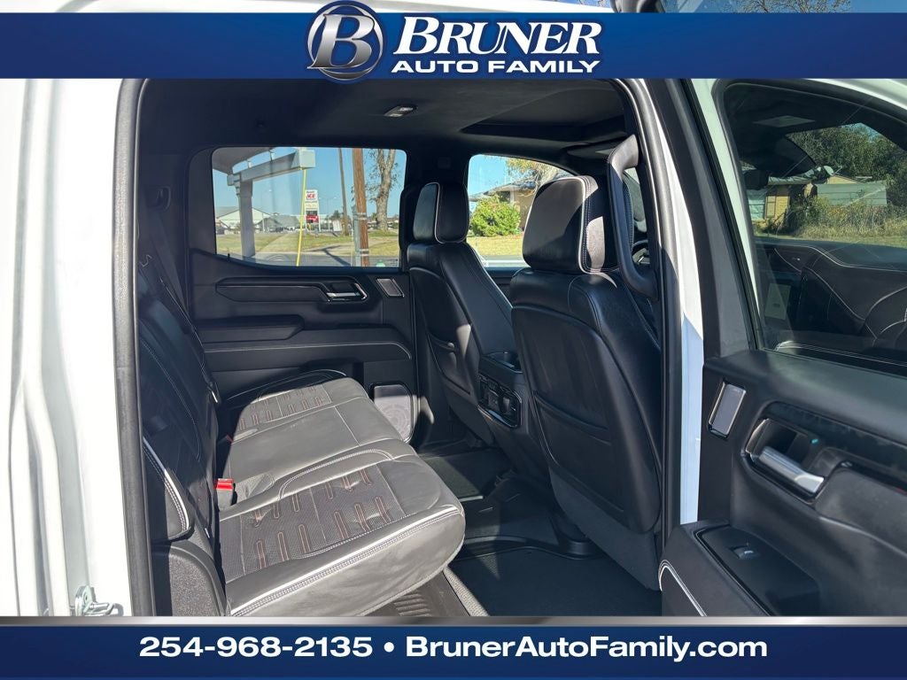 2023 GMC Sierra 1500 AT4X