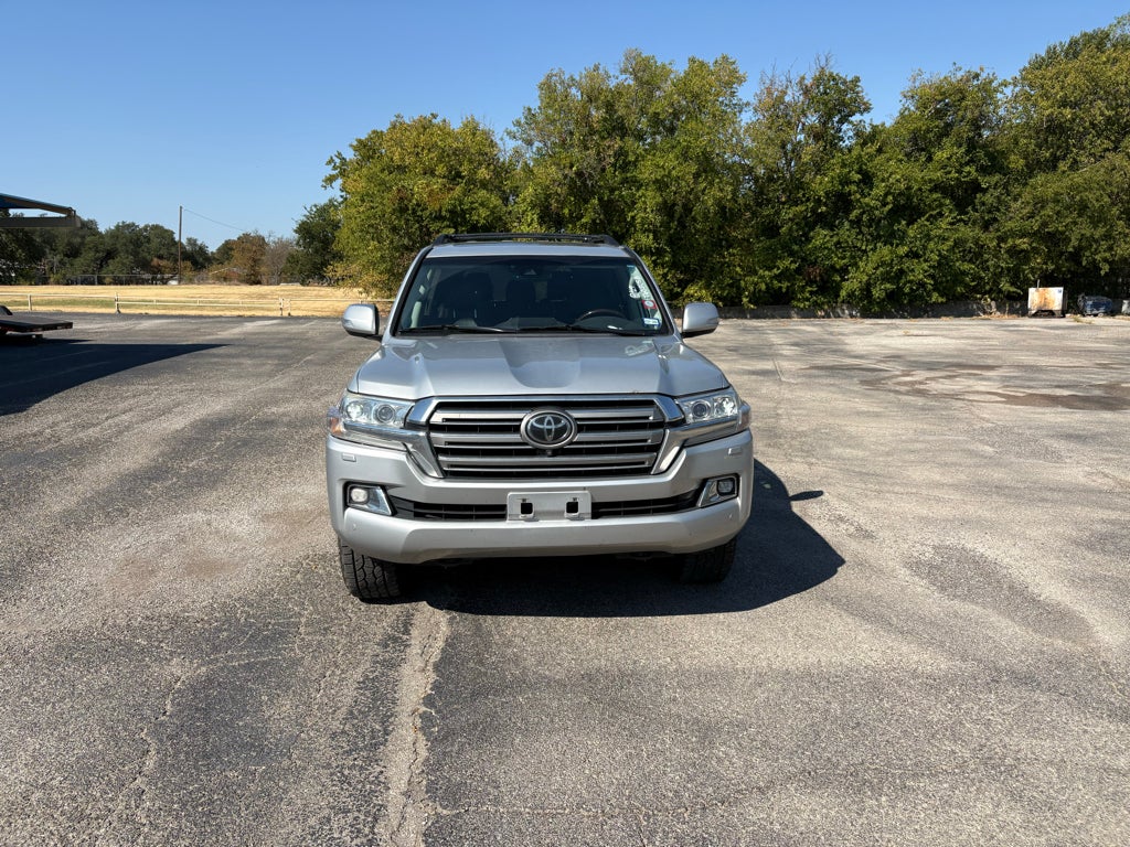 2016 Toyota Land Cruiser Base