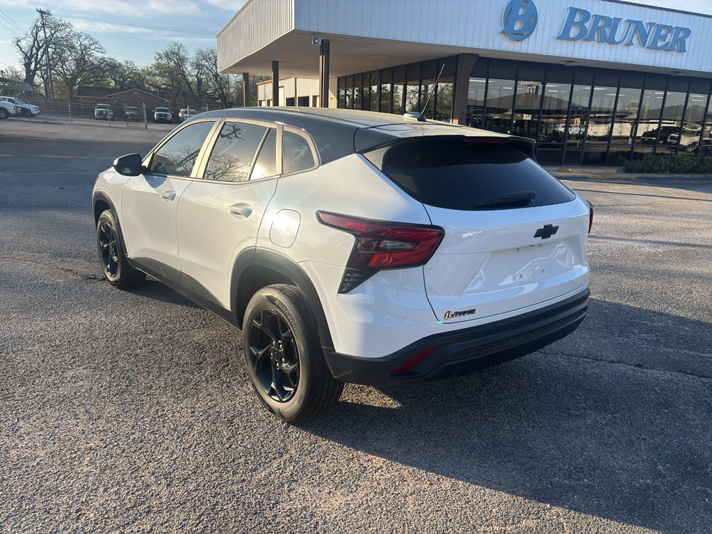 2024 Chevrolet Trax LS