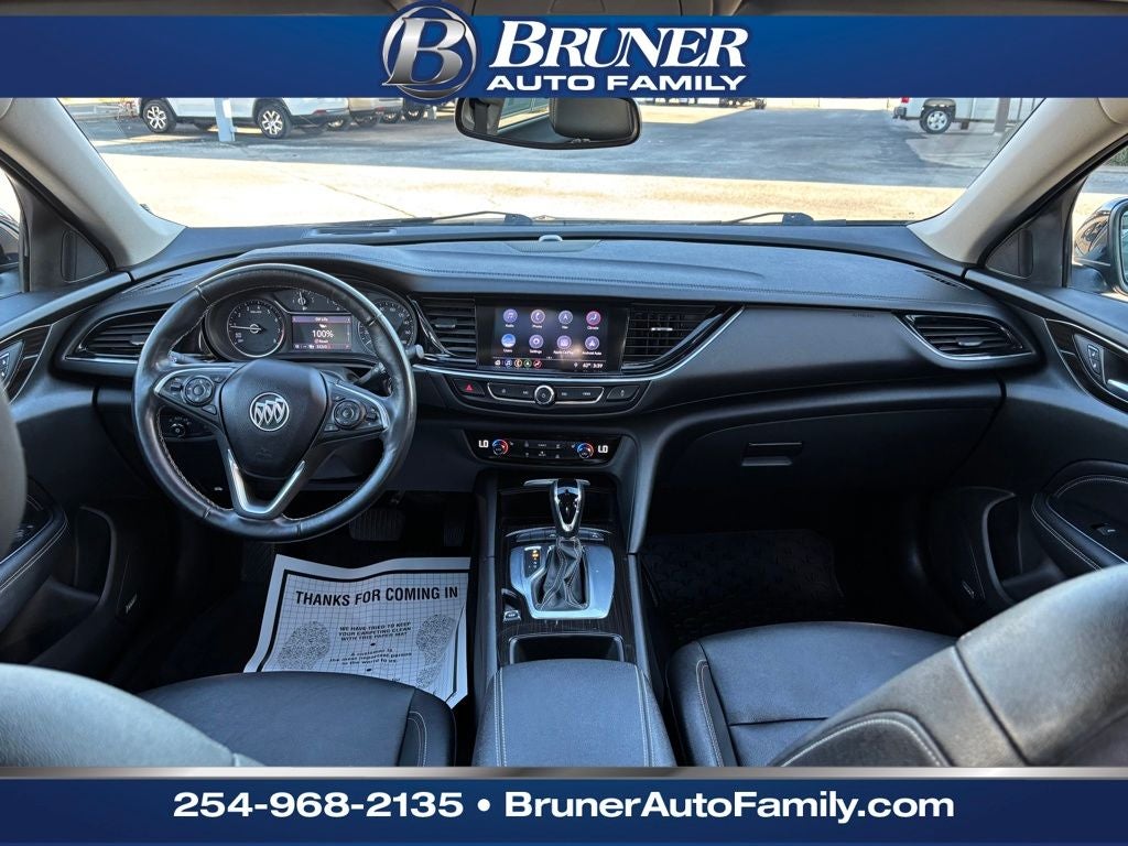 2019 Buick Regal Sportback Essence