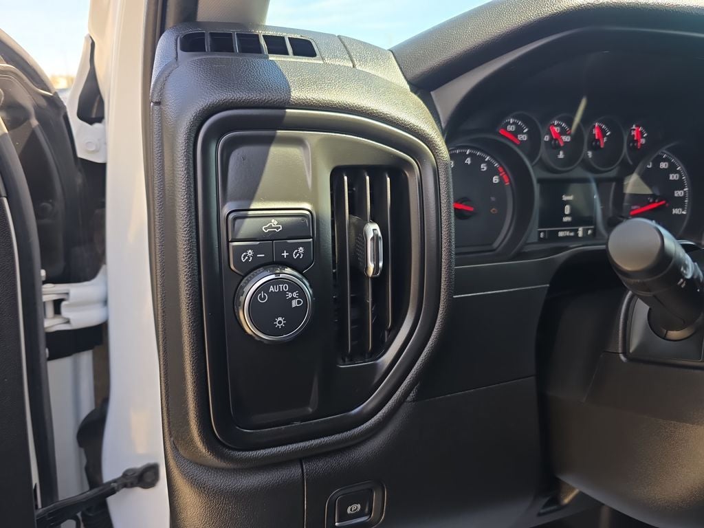 2020 Chevrolet Silverado 1500 Custom