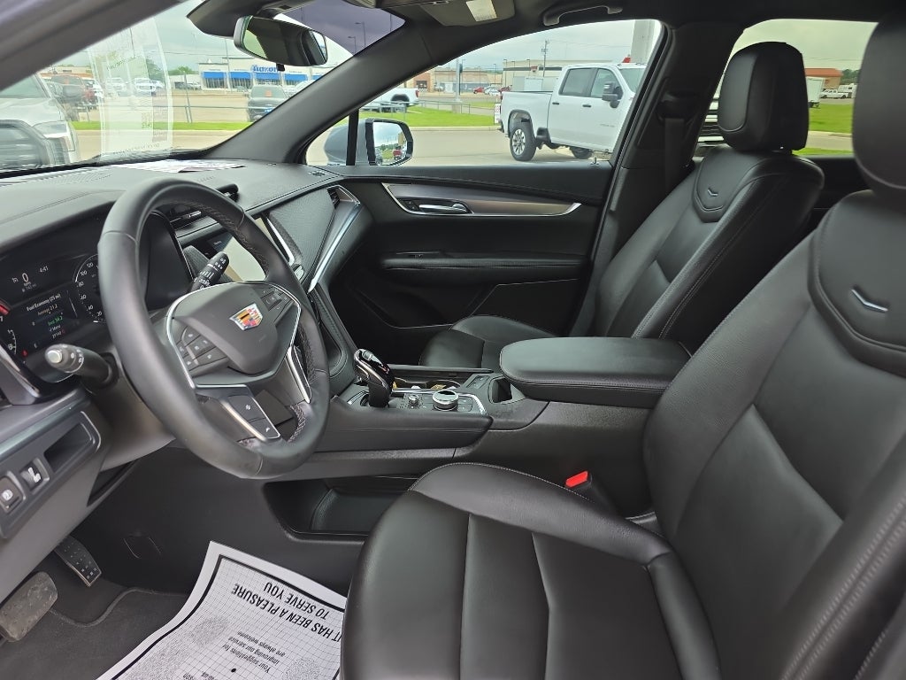 2024 Cadillac XT5 Luxury