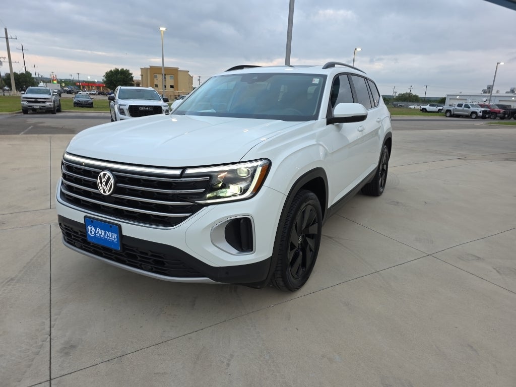 2024 Volkswagen Atlas 2.0T SE w/Technology