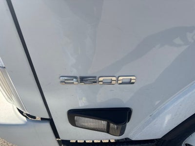 2024 Chevrolet Low Cab Forward 3500 HG 1WT