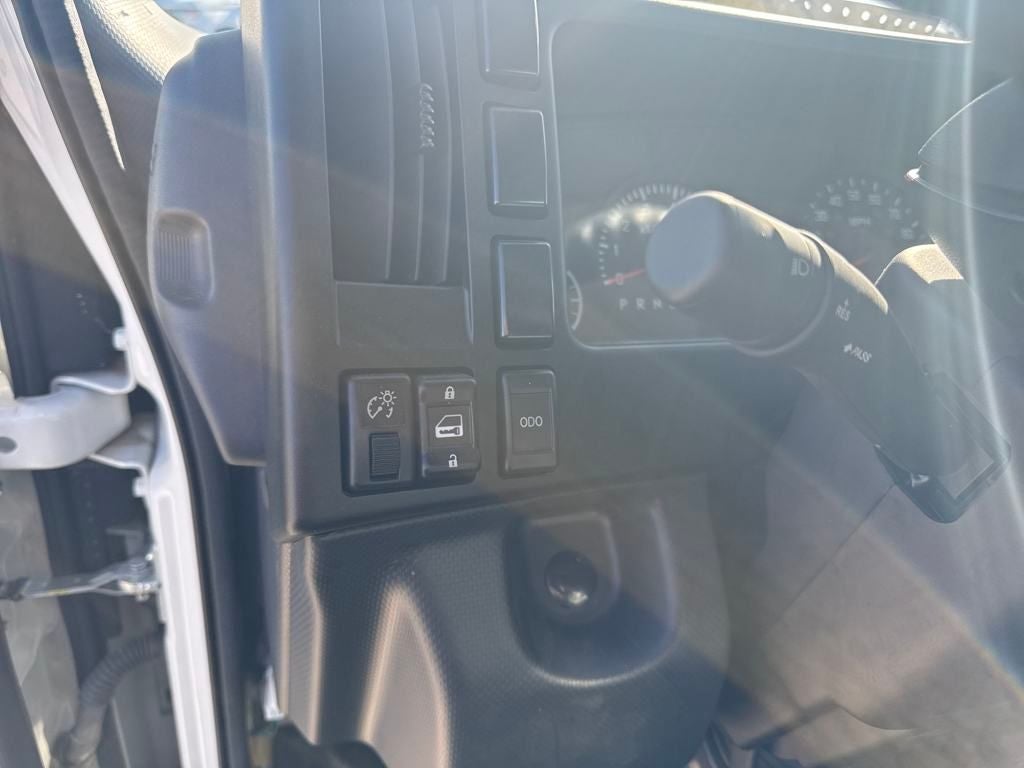 2024 Chevrolet Low Cab Forward 3500 HG 1WT