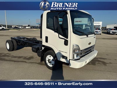 2025 Chevrolet Low Cab Forward 3500 HG 1WT