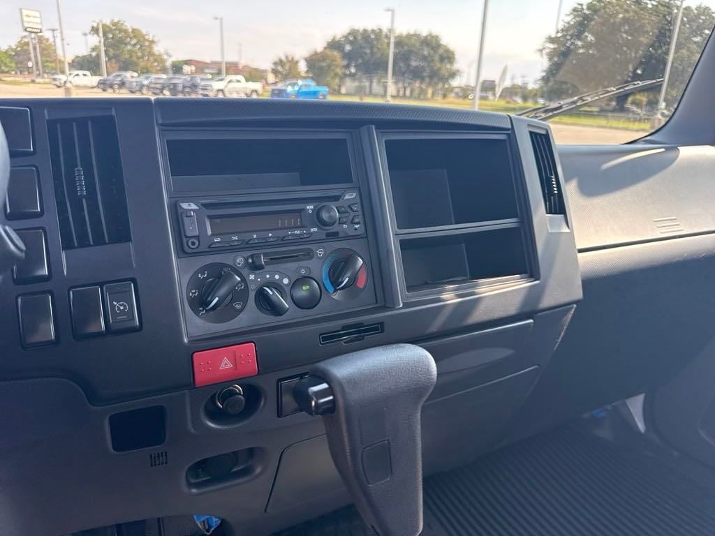 2025 Chevrolet Low Cab Forward 4500 HG 1WT