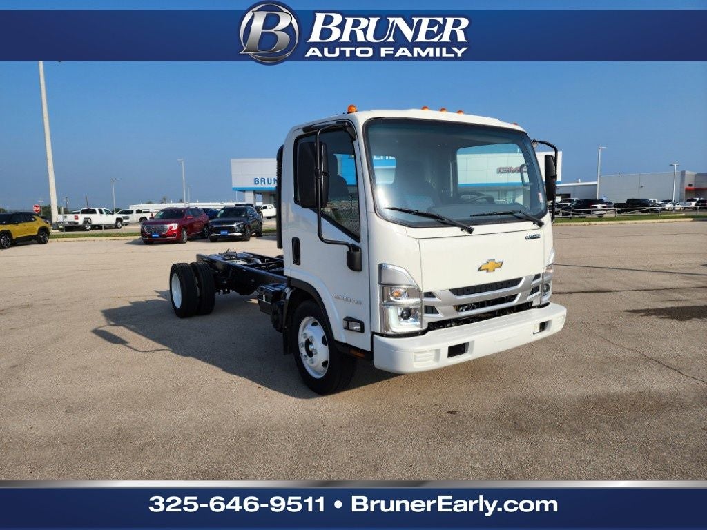 2025 Chevrolet Low Cab Forward 5500 HG 1WT