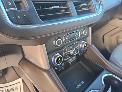 2024 GMC Yukon XL SLT