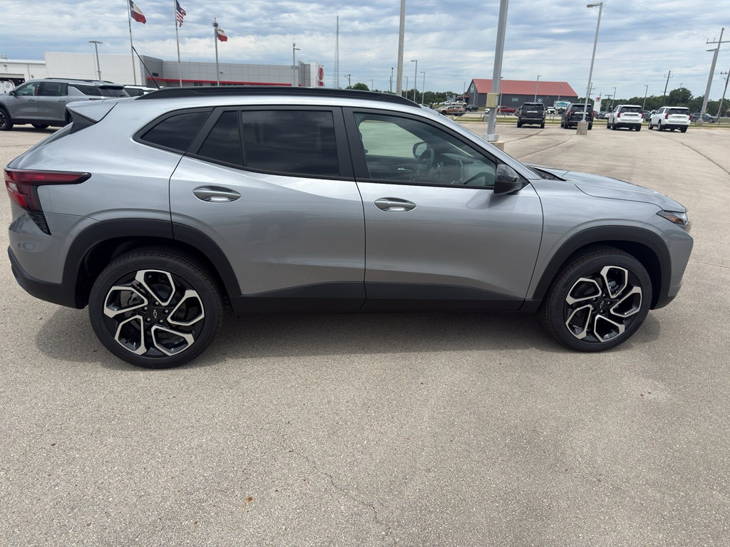 2026 Chevrolet Trax RS - Photo 19