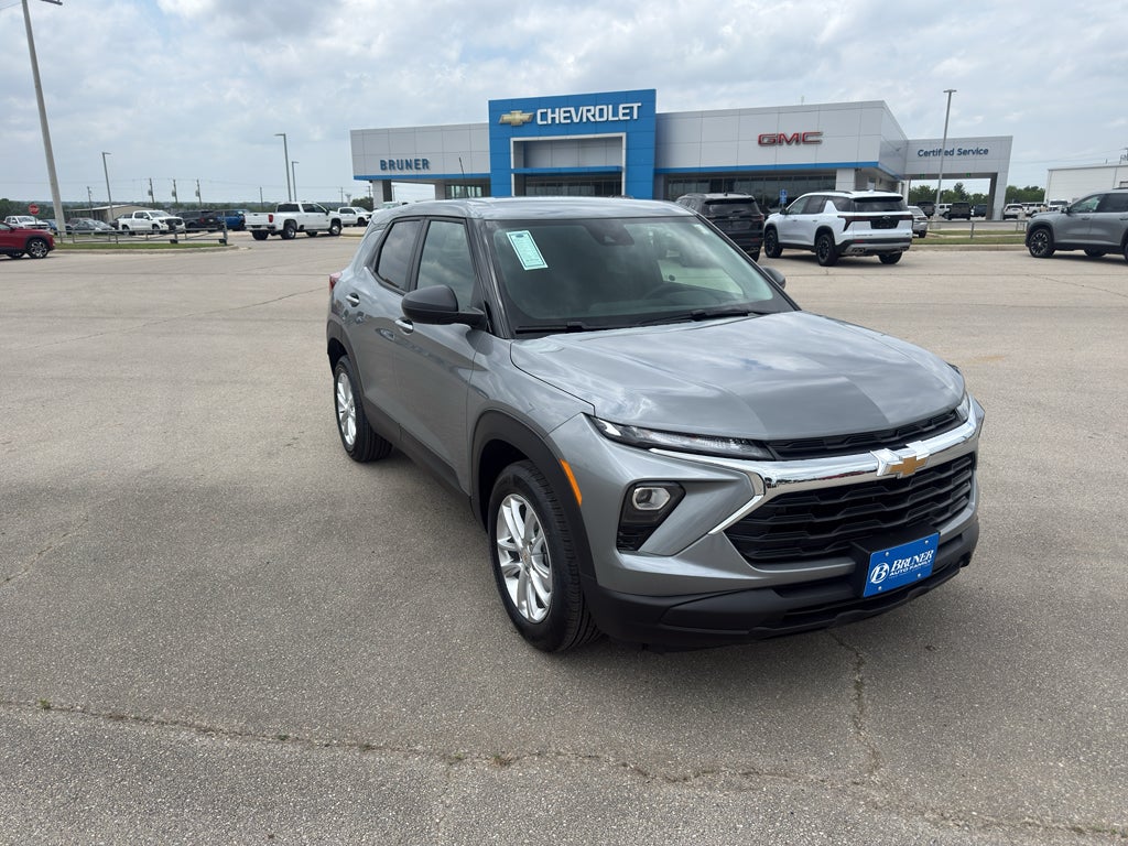 2026 Chevrolet Trailblazer LS's photo